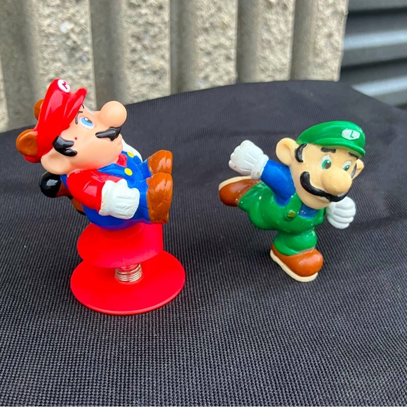 Vintage 1989 Super Mario and Luigi Toys - Picture 2 of 4